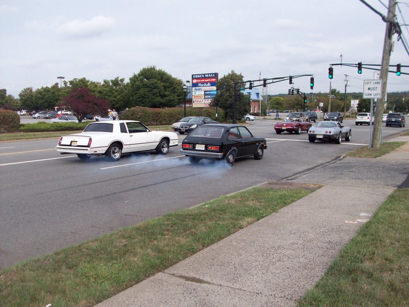 Illustration for article titled Someone Crammed 427 Cubic Inches Of Fury Into This Stealthy Chevette
